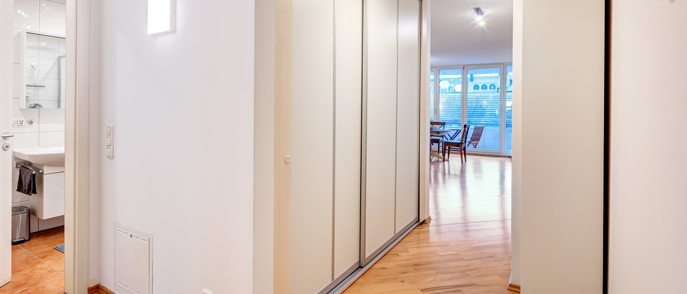 apartment München Schwabing 03 hall 14257