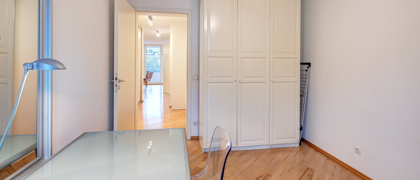 apartment München Schwabing 03 office 14257