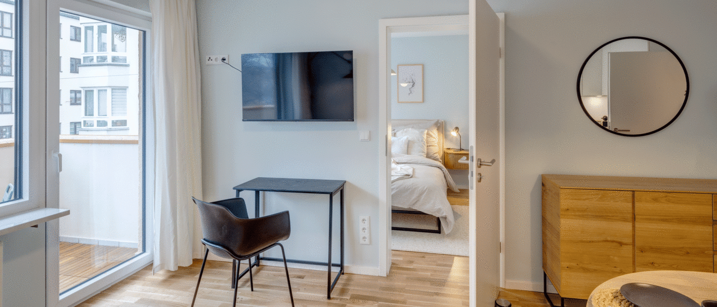 apartment München Neuhausen 02 living area 14300