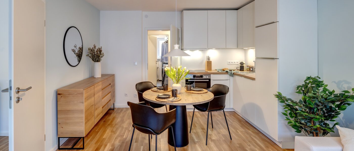 apartment München Neuhausen 03 living area 14300