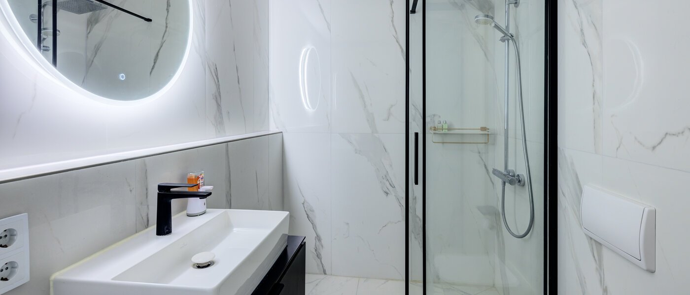 apartment München Oberföhring 01 bathroom 14301