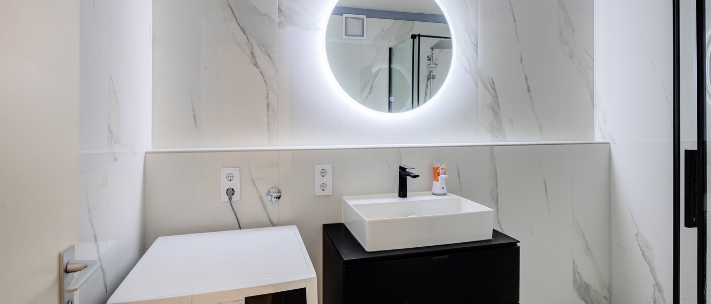 apartment München Oberföhring 02 bathroom 14301