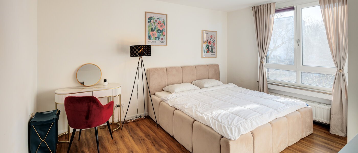 apartment München Oberföhring 01 bedroom 14301