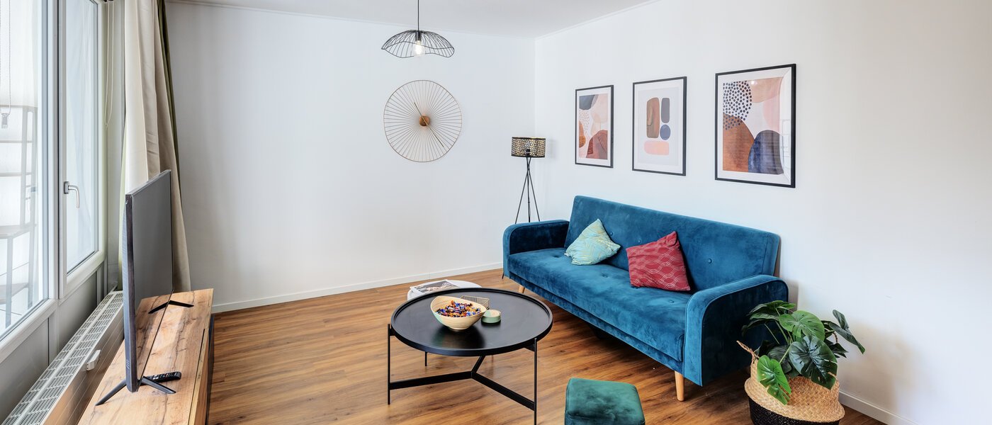 apartment München Oberföhring 05 living area 14301