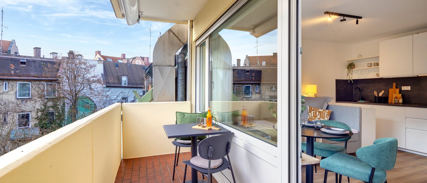 studio München Schwabing-Nord (zw. Leopoldstraße & Englischen Garten) 01 balcony 14305