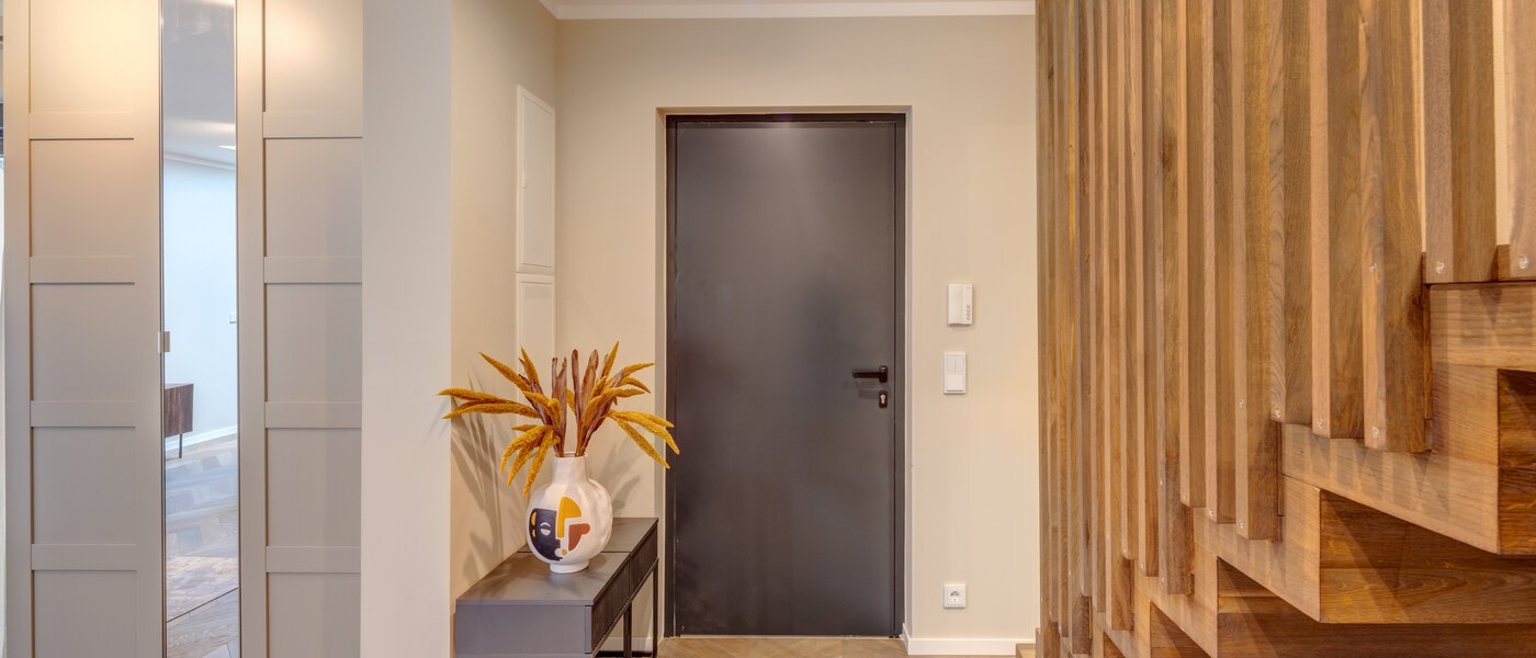 maisonette München Glockenbachviertel 01 hall 14318