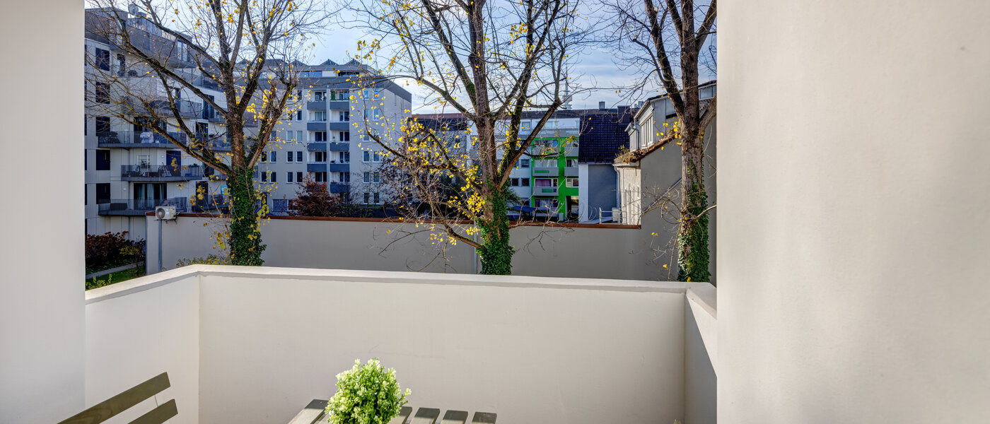 apartment München Milbertshofen 02 balcony 14324