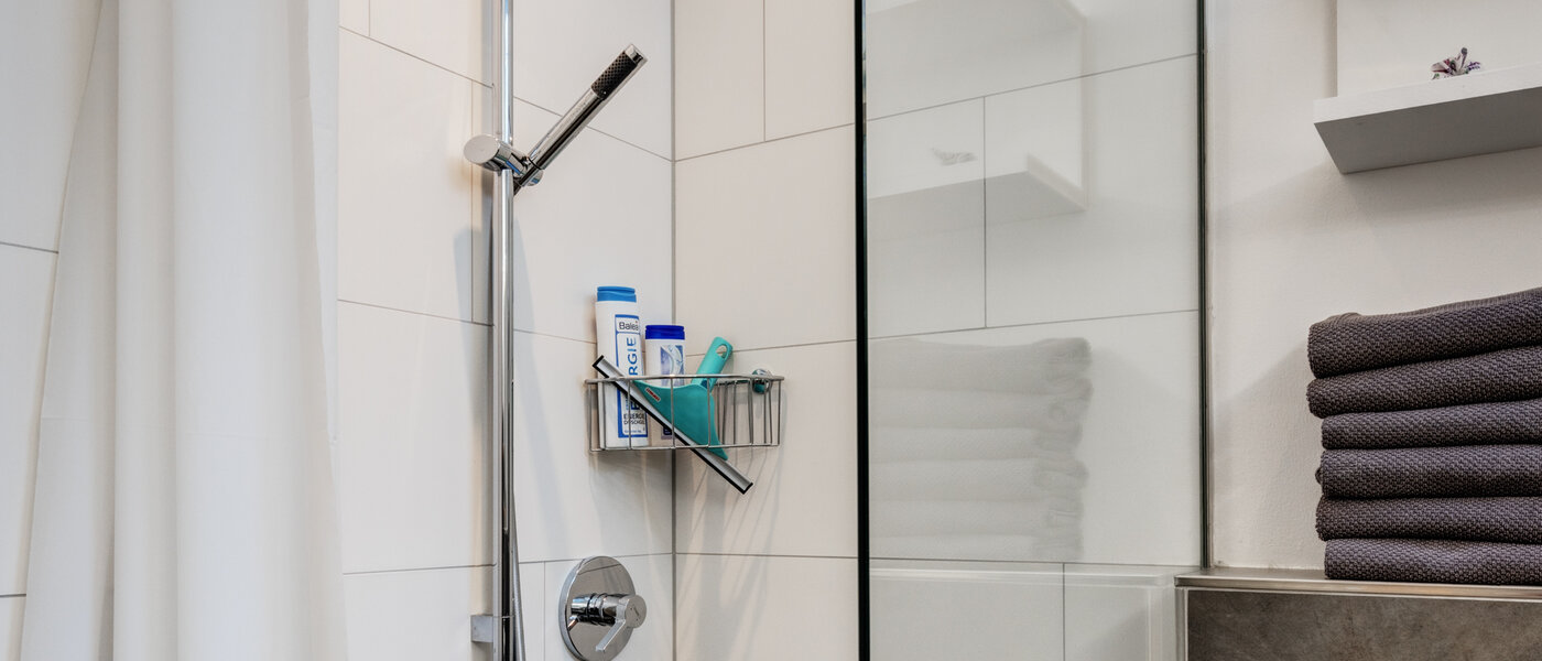 apartment München Allach 04 bathroom 14325