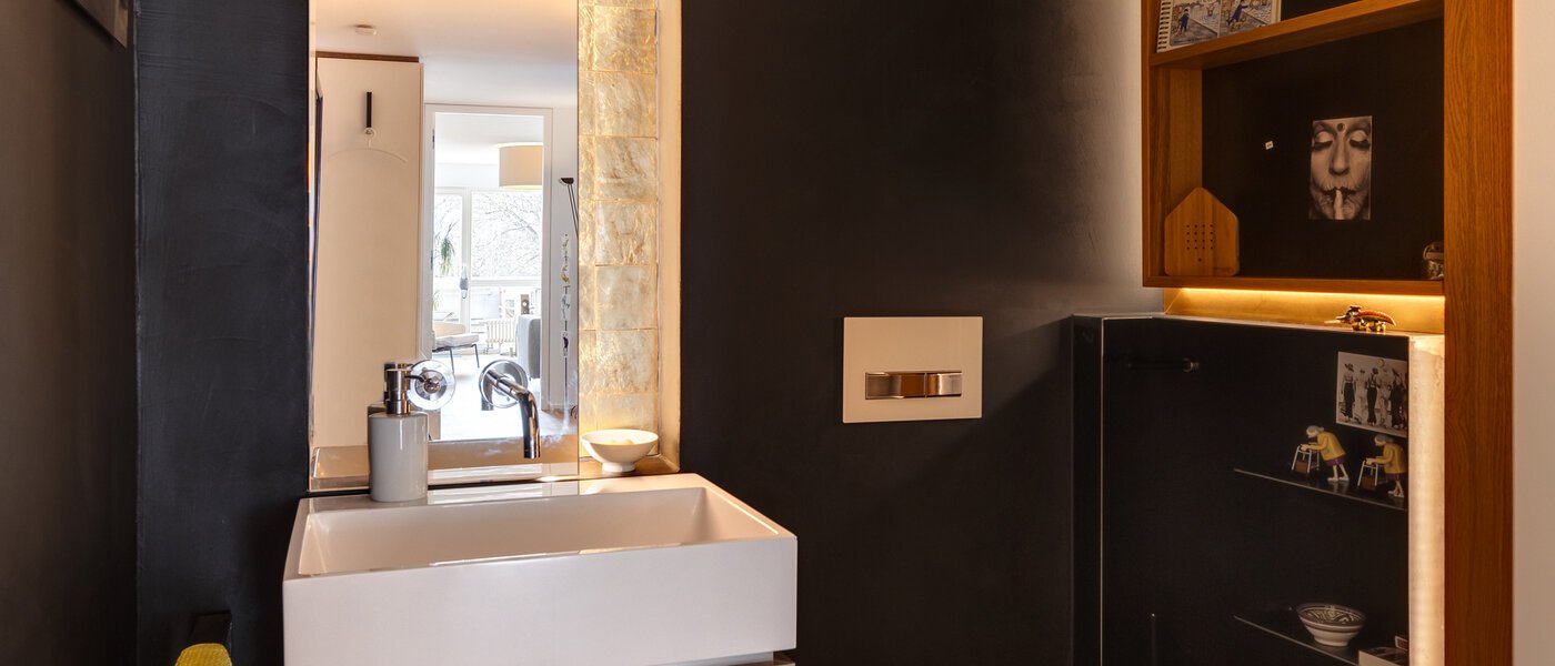 apartment München Pasing 01 separate toilet 14334