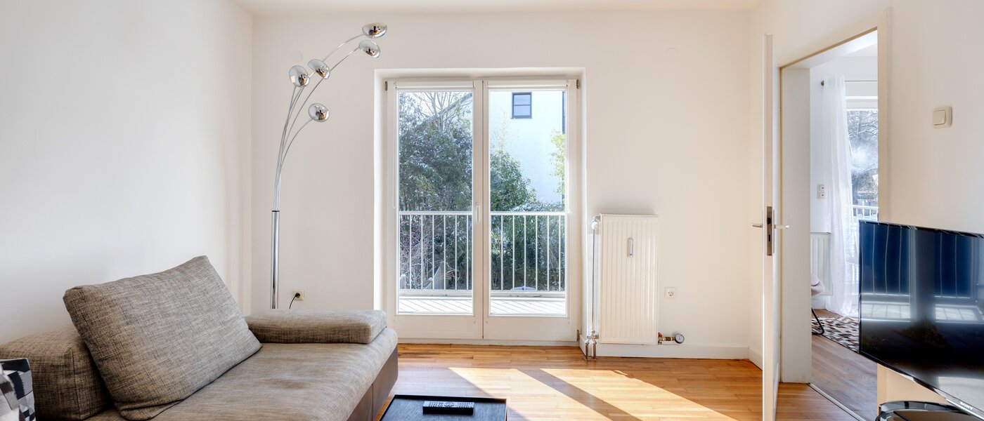 apartment München Bogenhausen 02 living room 14344