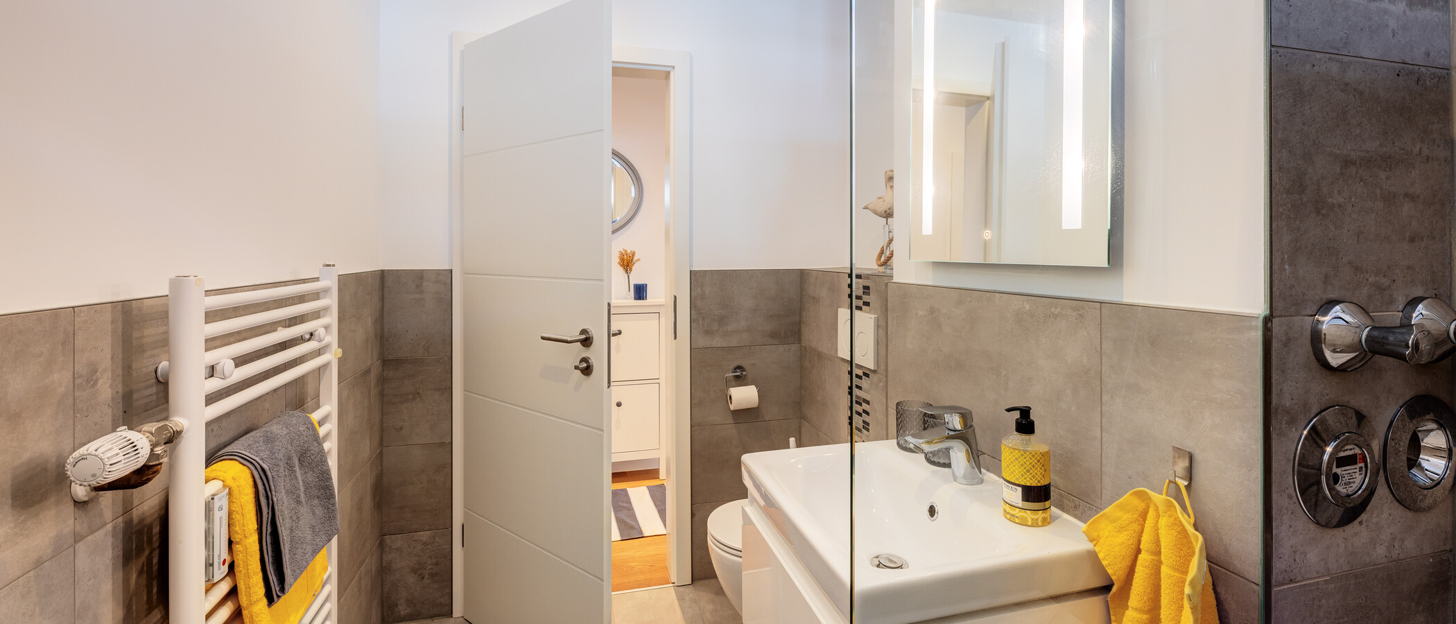 apartment München Obermenzing 02 bathroom 14346