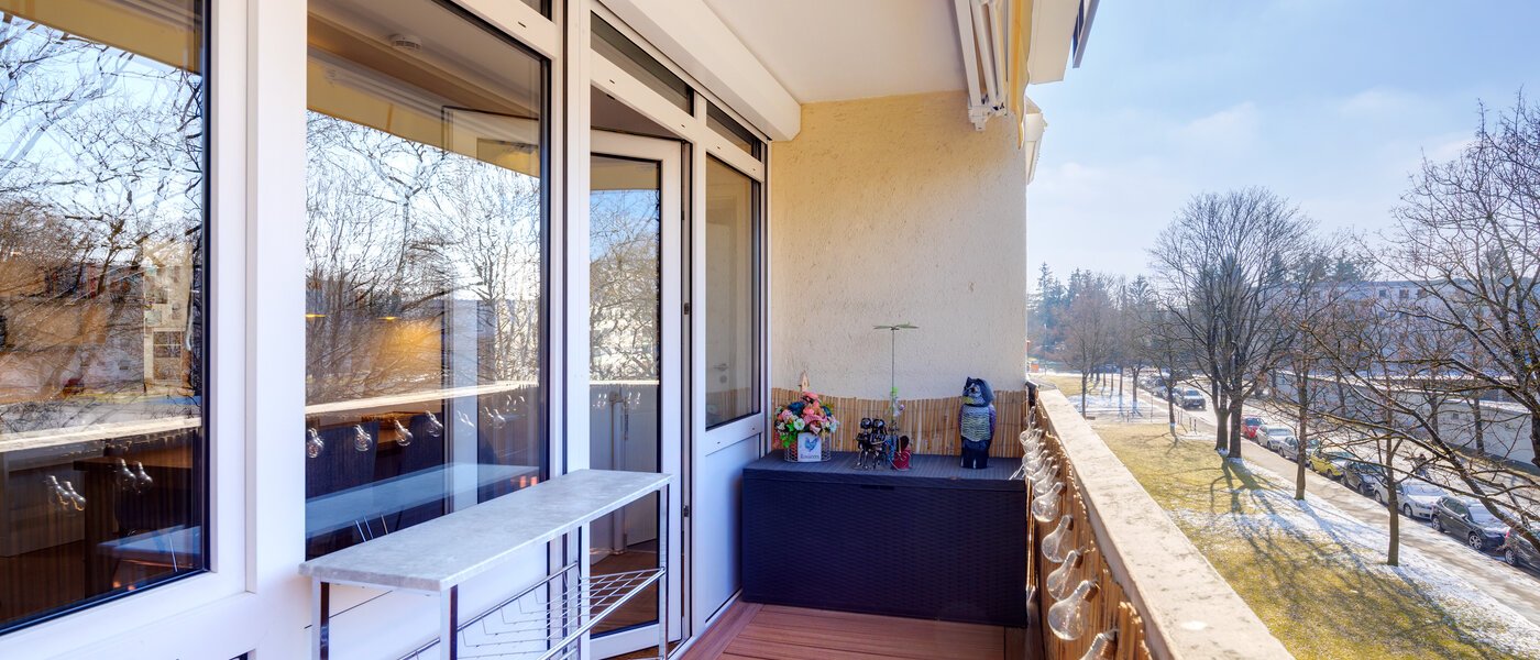 apartment München Freimann 02 balcony 14347