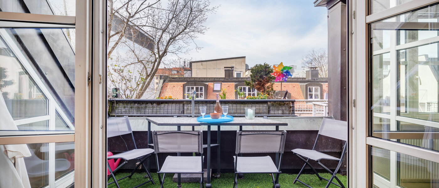 apartment München Maxvorstadt 01 balcony 14358