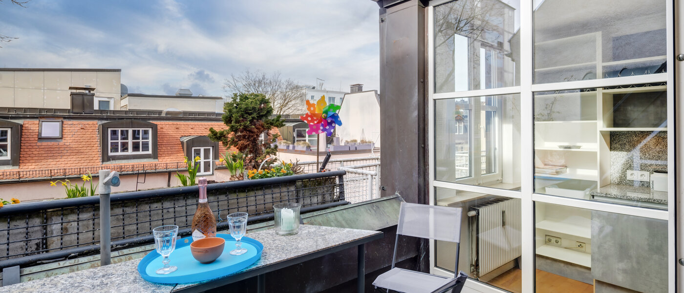 apartment München Maxvorstadt 02 balcony 14358