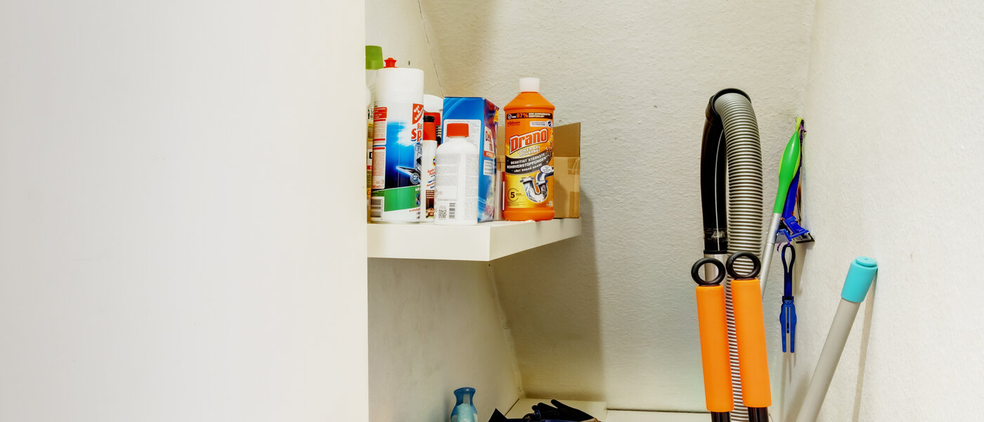 apartment München Maxvorstadt 01 storage room 14358