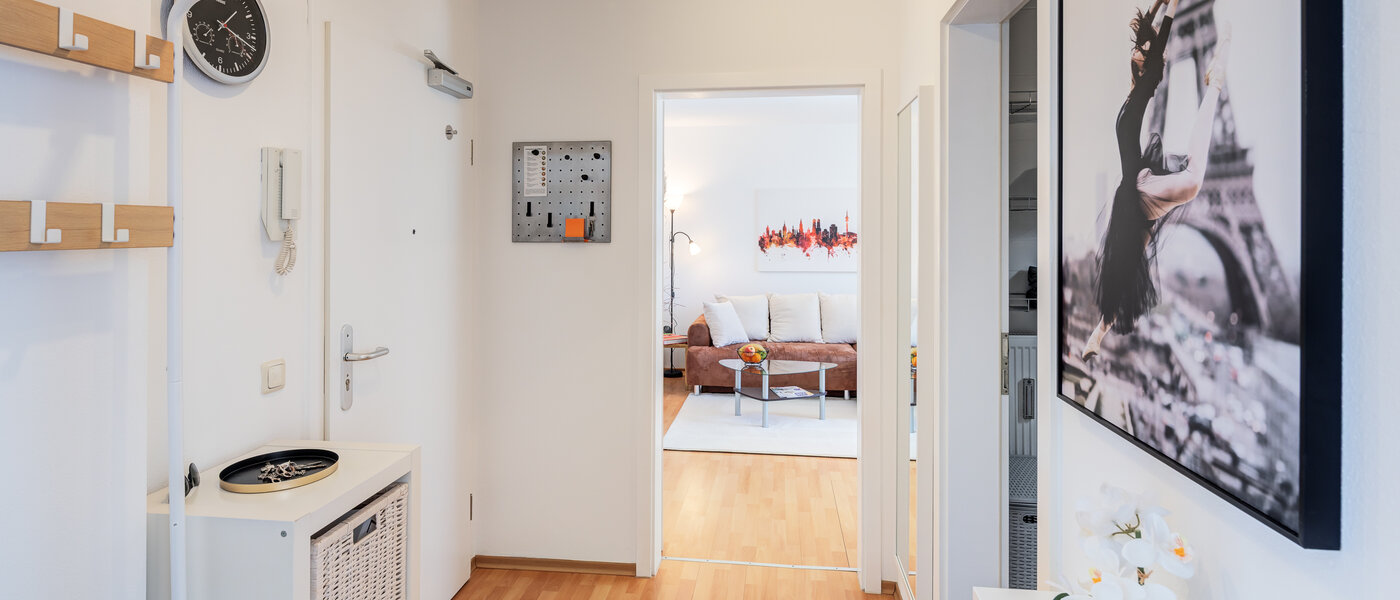 apartment Poing 01 hall 14380