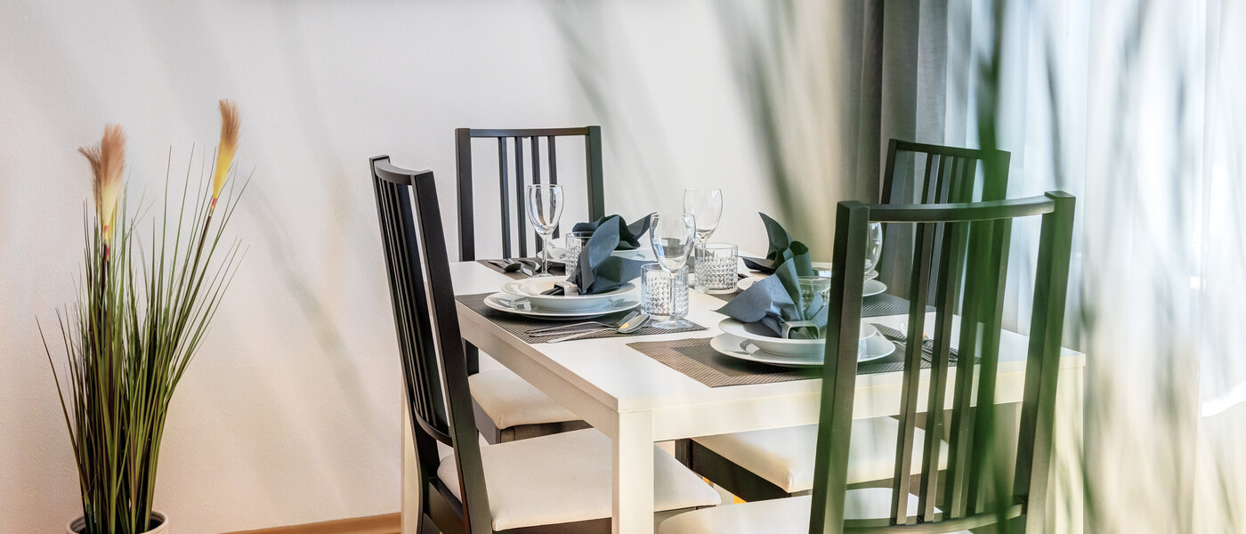 apartment Poing 03 living room 14380