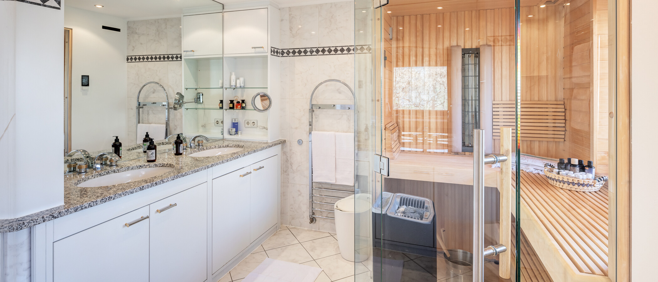 semi-detached house Pullach im Isartal 01 1. bathroom 14381