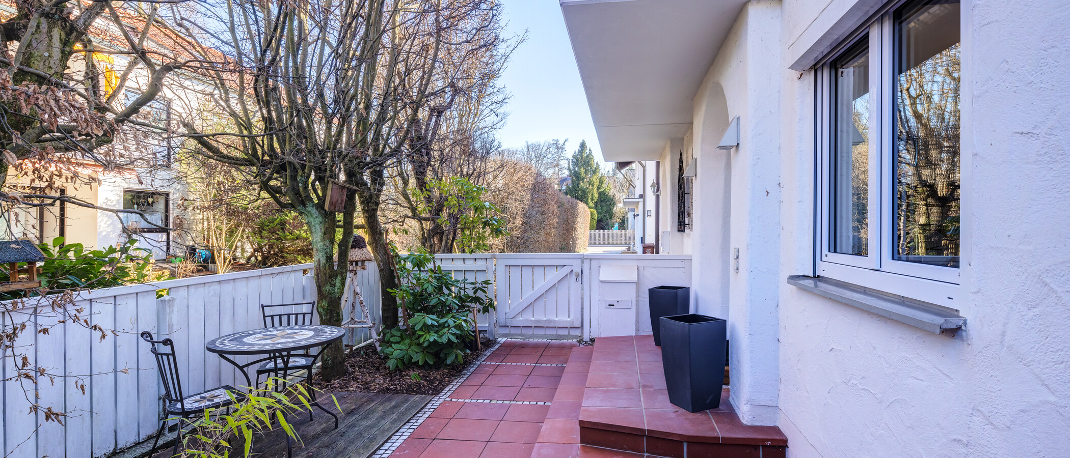 semi-detached house Pullach im Isartal 01 access way 14381