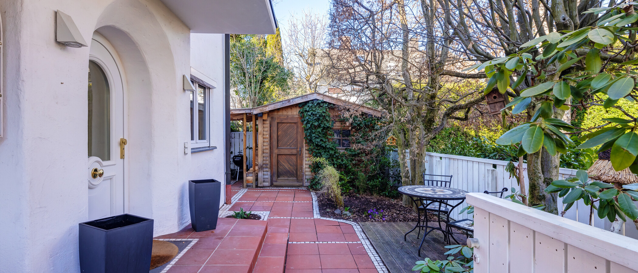 semi-detached house Pullach im Isartal 02 access way 14381