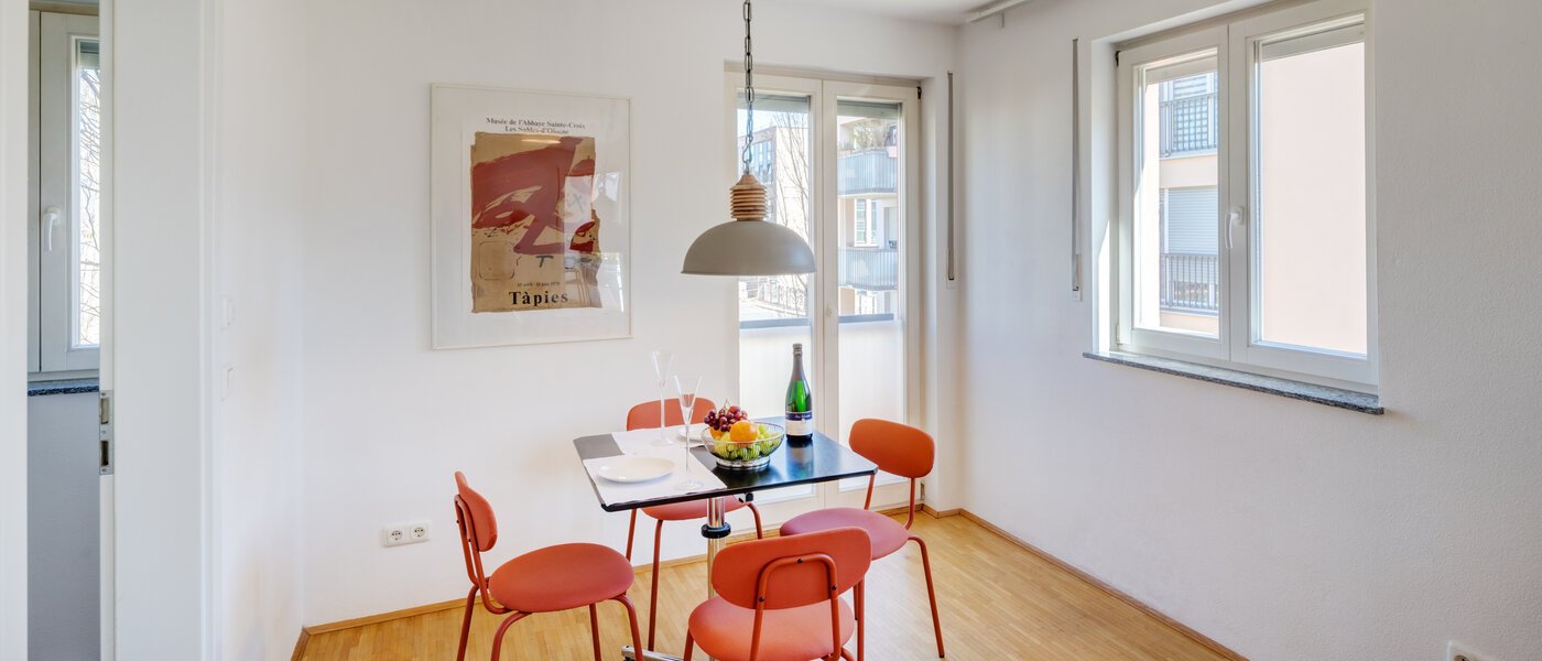 apartment München Theresienhöhe 04 living area 14384