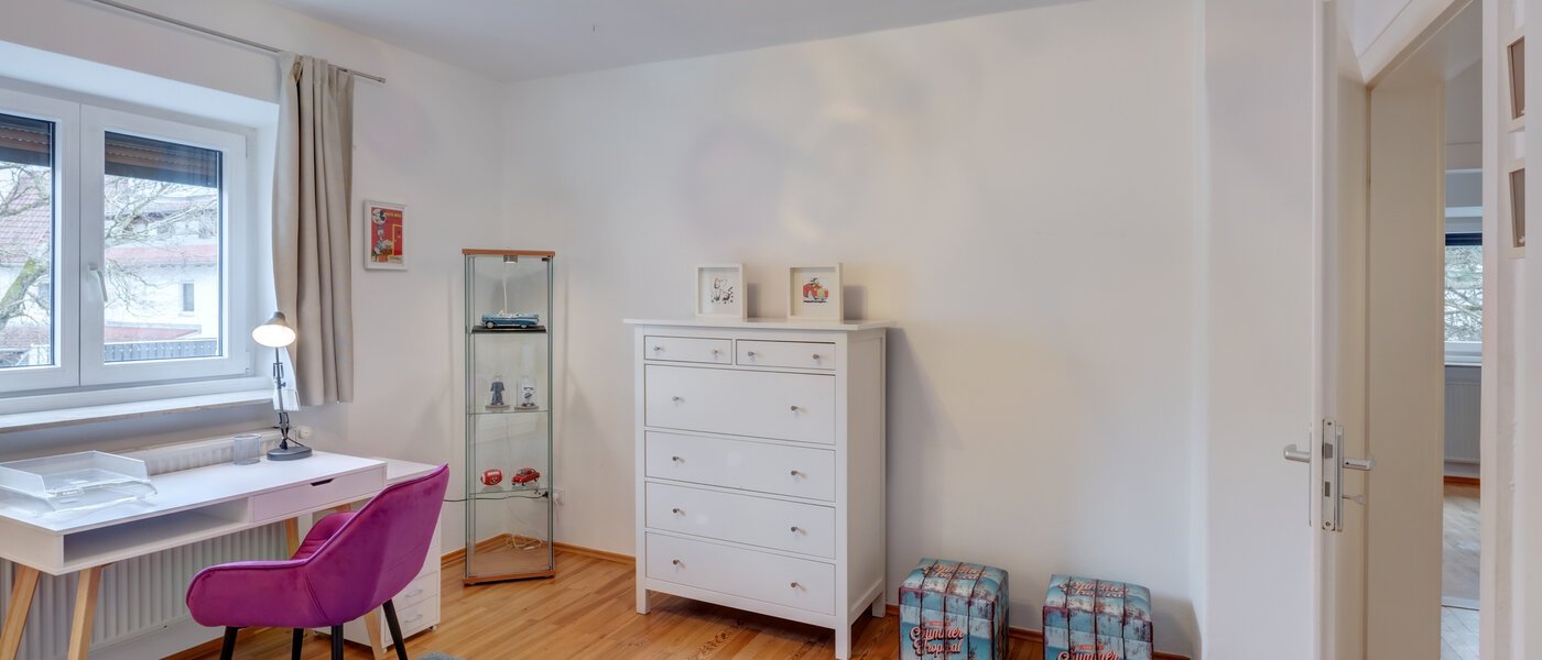 detached house München Daglfing 03 guest room 14387