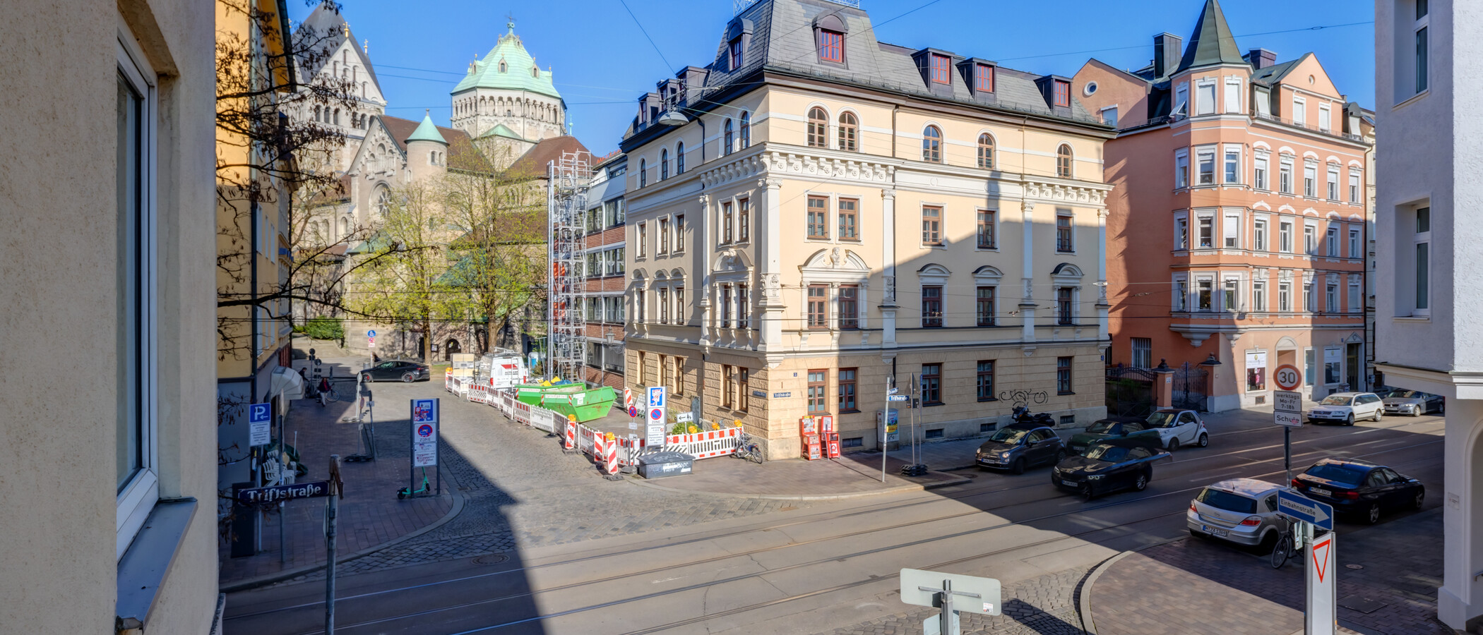 apartment München Lehel 03 view 14389
