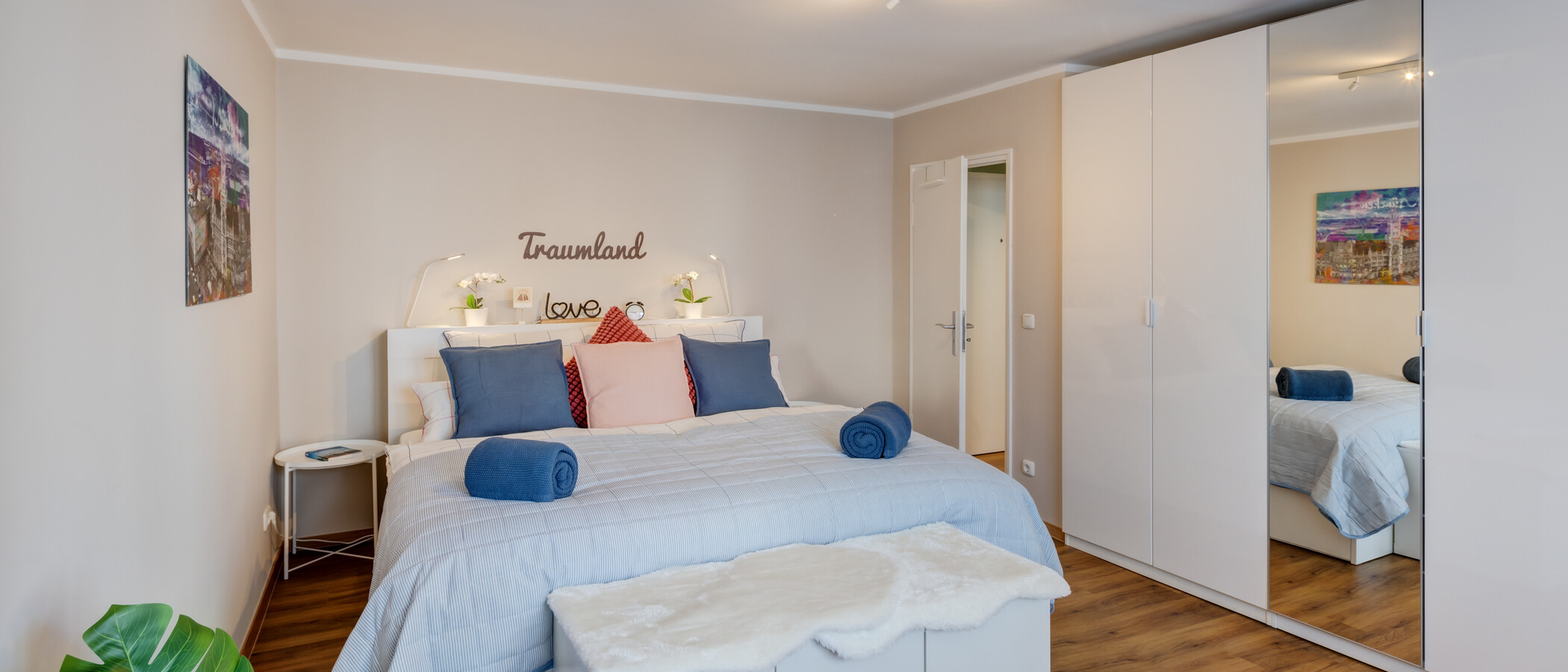 apartment München Lehel 01 bedroom 14389