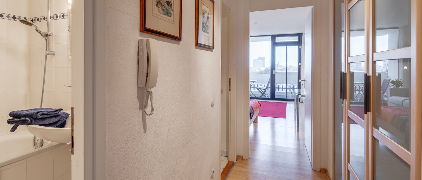 apartment München Schwabing-Georgenschwaige 01 hall 1439