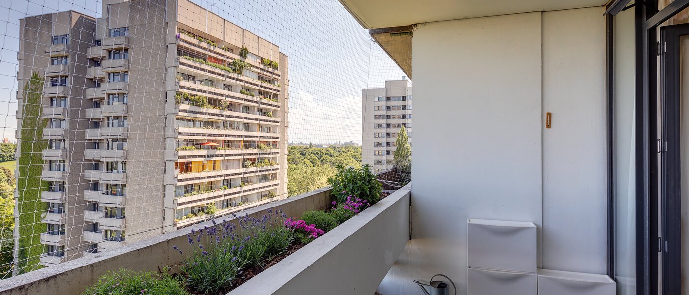 apartment München Schwabing-Georgenschwaige 02 balcony 1439