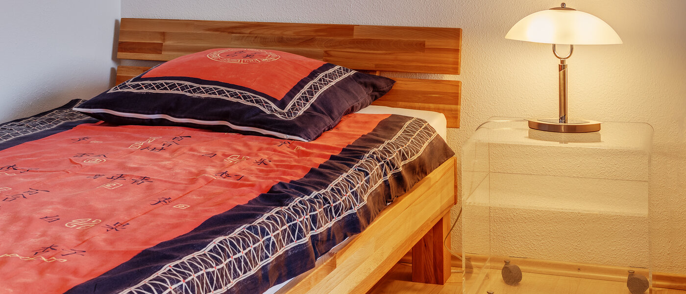 apartment München Schwabing-Georgenschwaige 02 sleeping area 1439