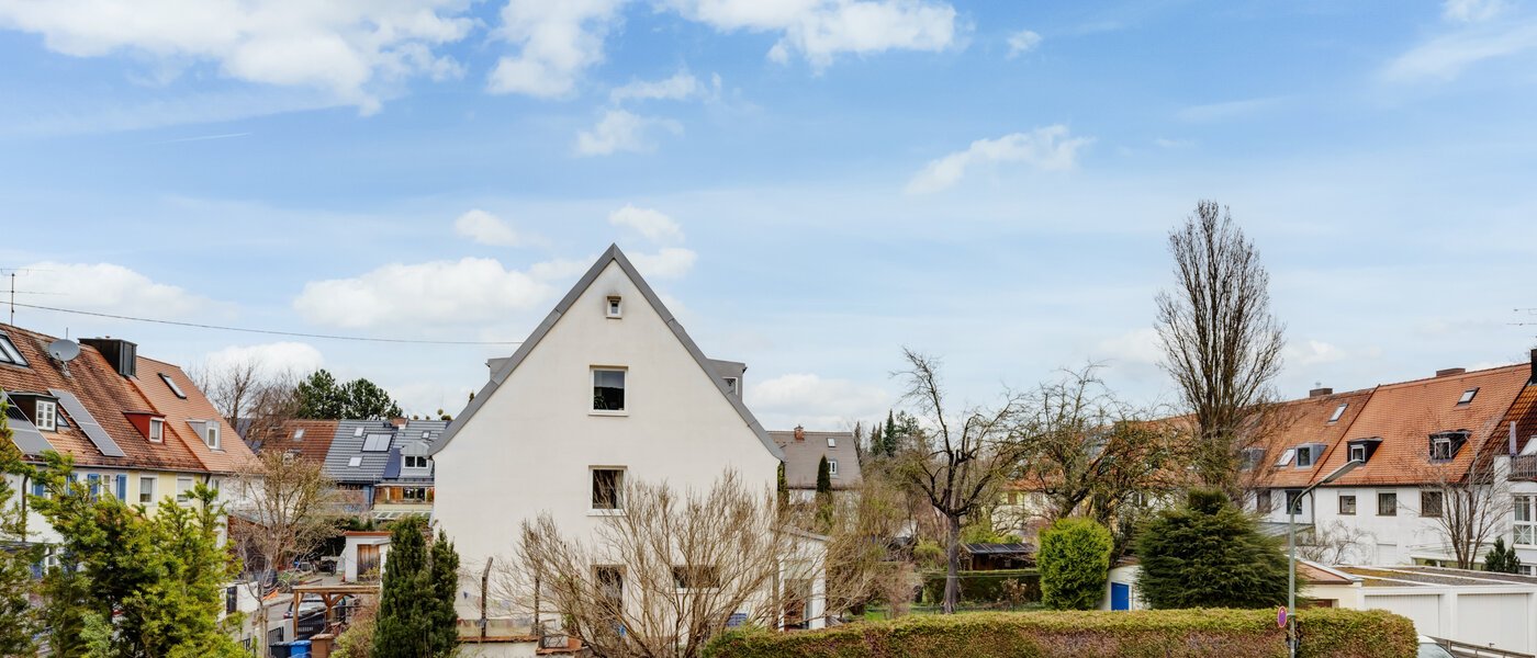 apartment München Bogenhausen 02 view 14390