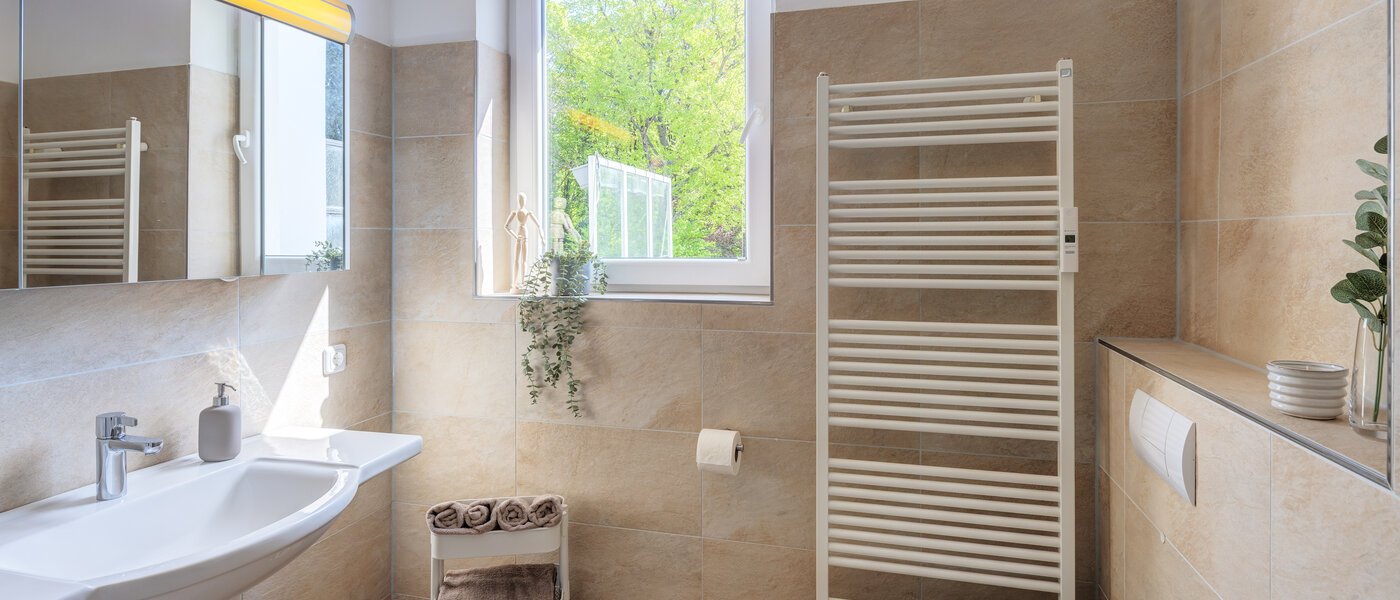 roof terrace apartment München Solln 02 2. bathroom 14396