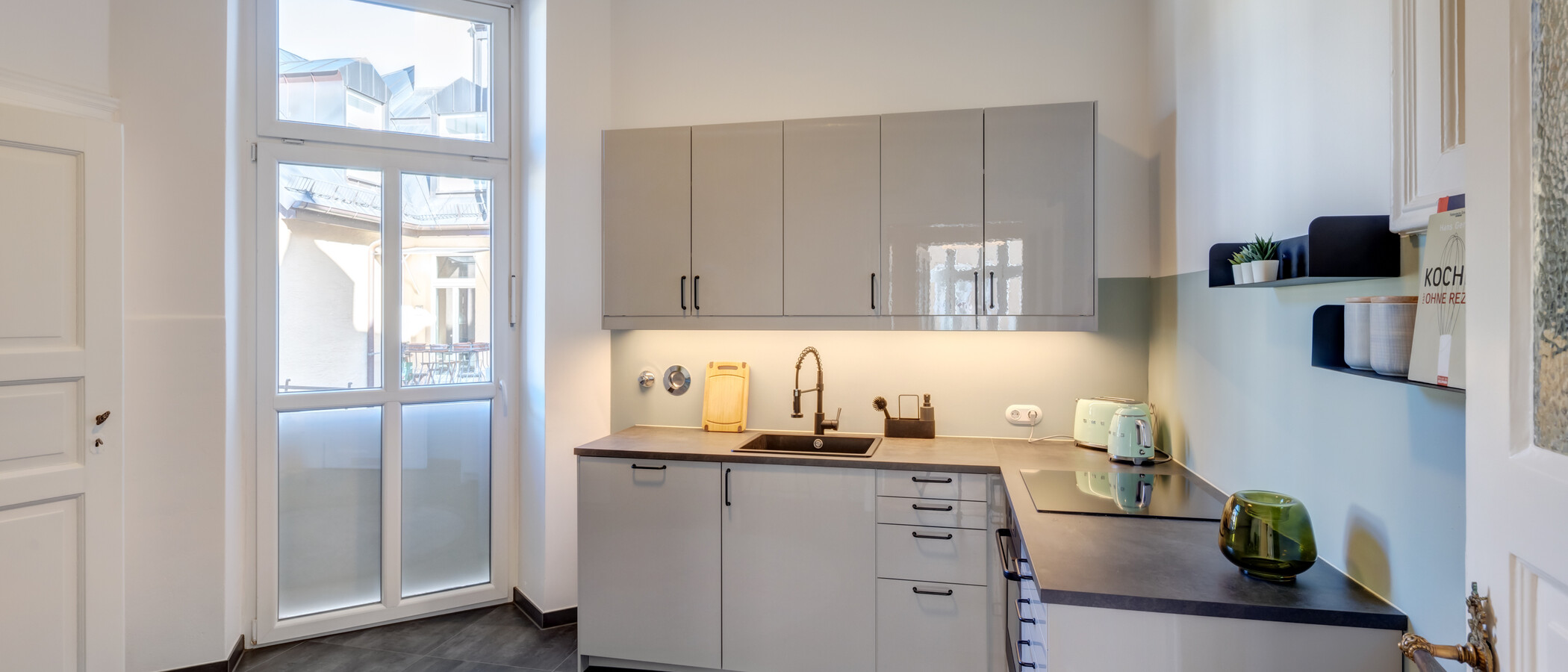apartment München Schwabing-Nord (zw. Leopoldstraße & Englischen Garten) 01 kitchen 14397