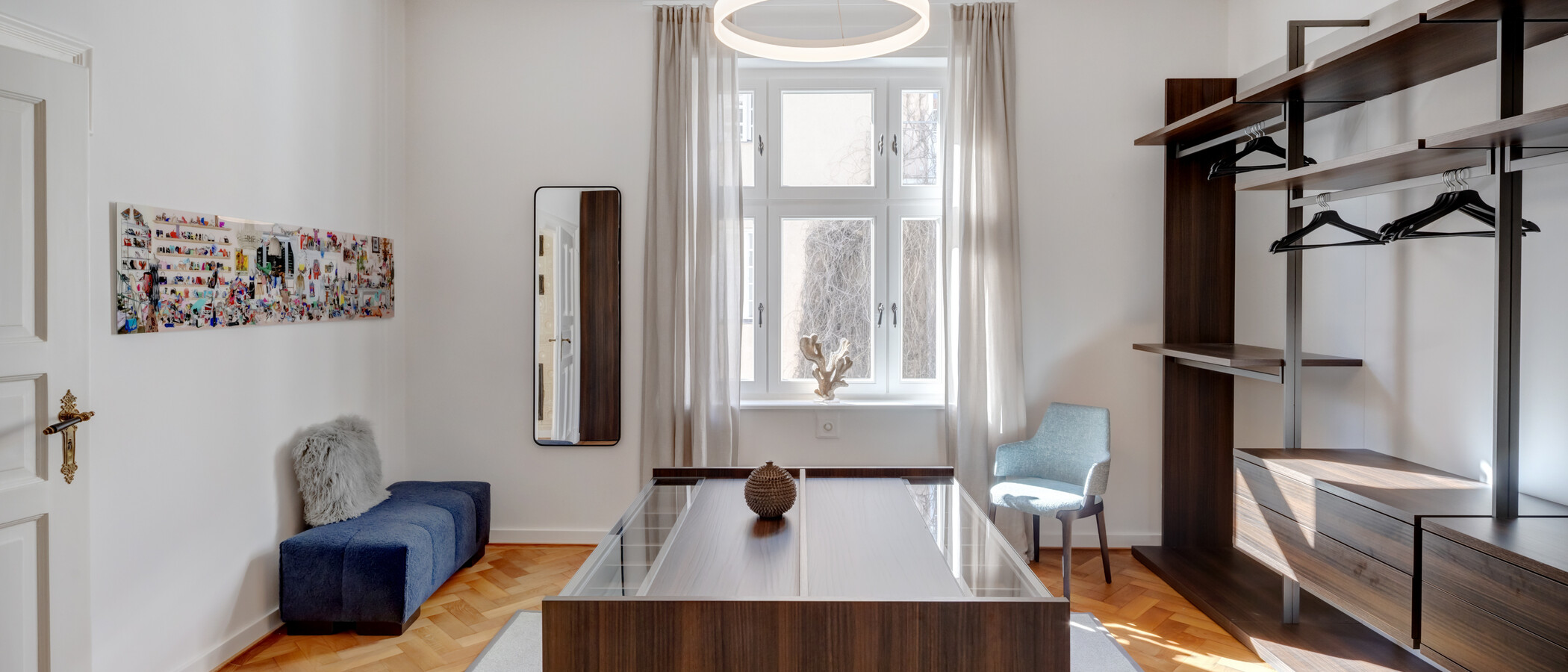 apartment München Schwabing-Nord (zw. Leopoldstraße & Englischen Garten) 01 dressing room 14397