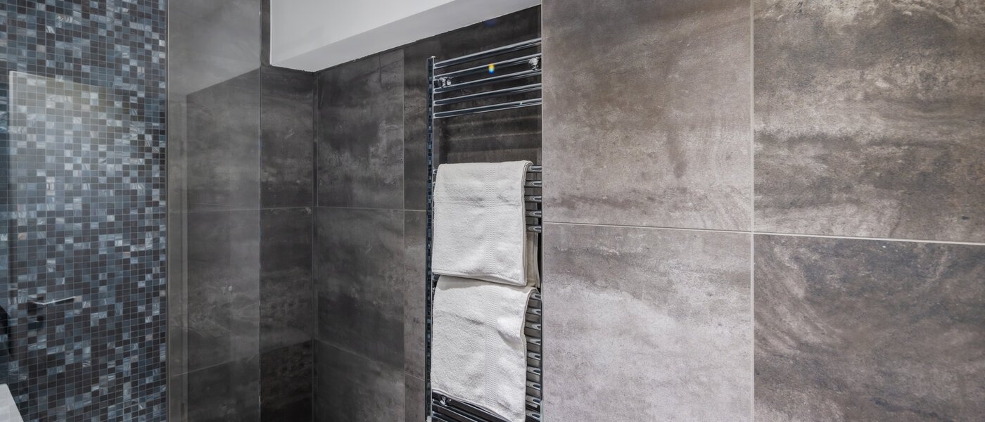 apartment München Maxvorstadt 03 bathroom 14411