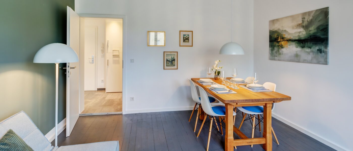 apartment München Maxvorstadt 05 living room 14411