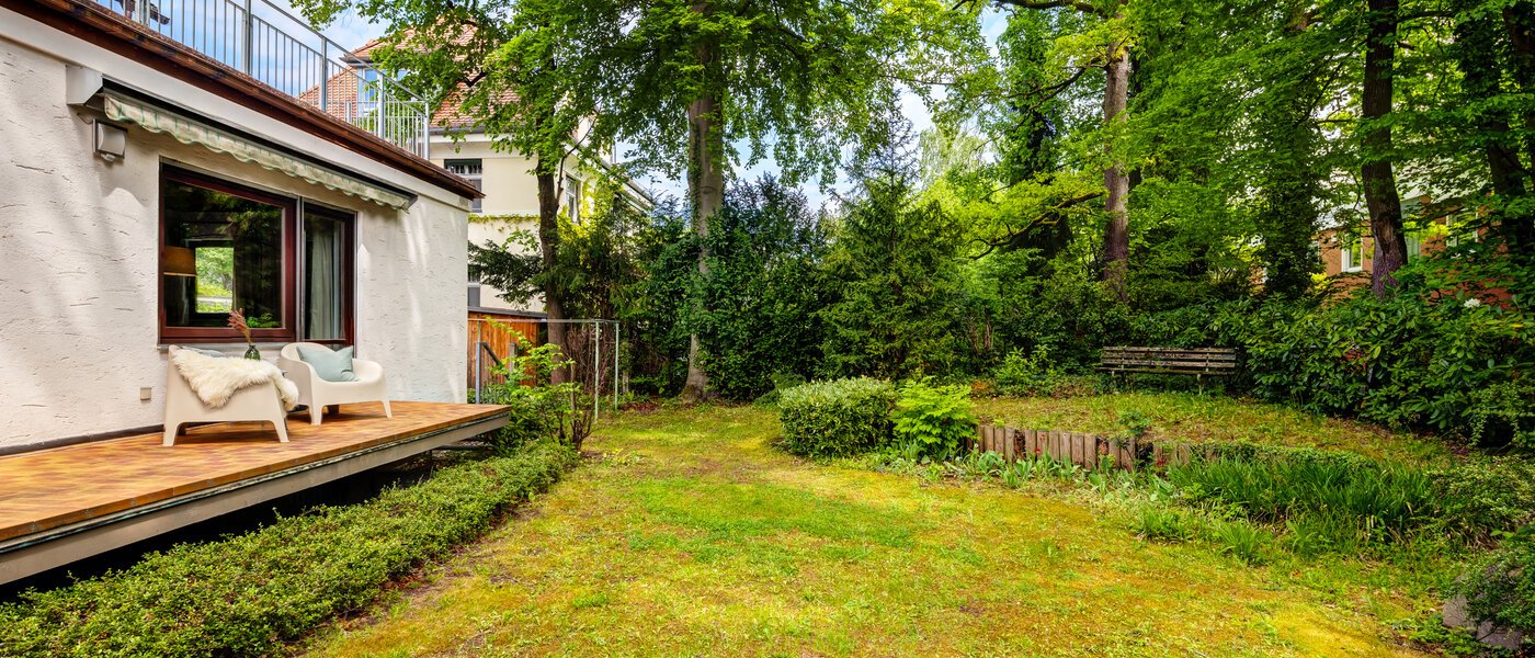 apartment München Solln 04 communal garden 14430