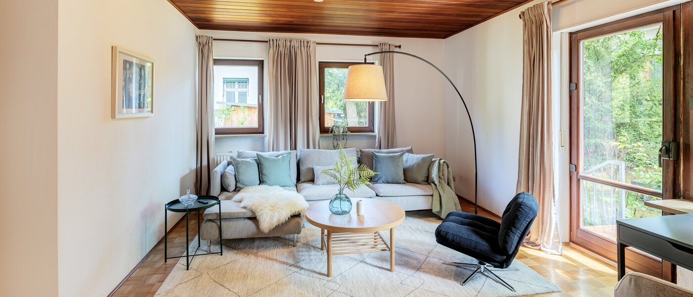 apartment München Solln 02 living area 14430