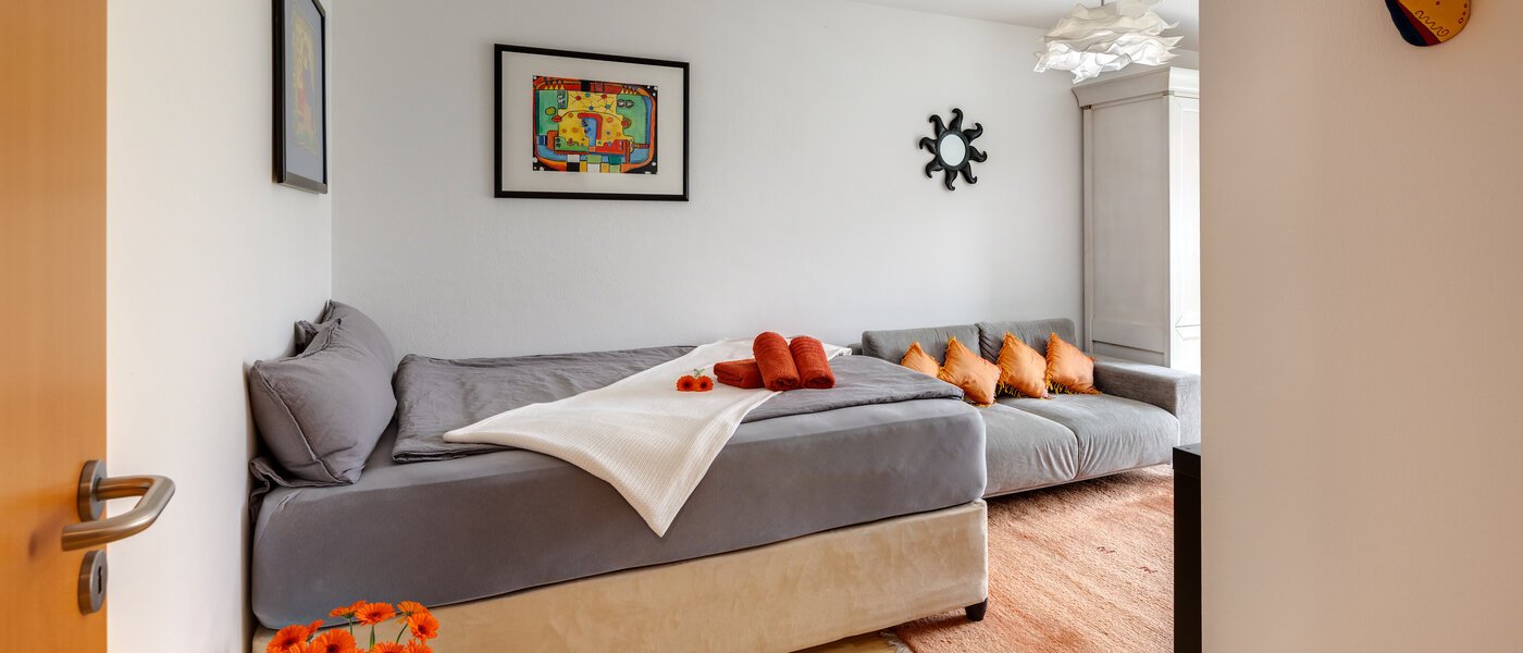 corner townhouse München Heimstetten 01 2. bedroom 14431