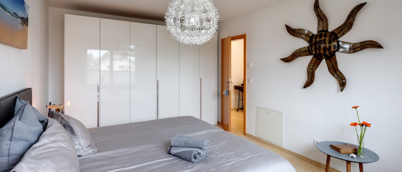 corner townhouse München Heimstetten 03 1. bedroom 14431