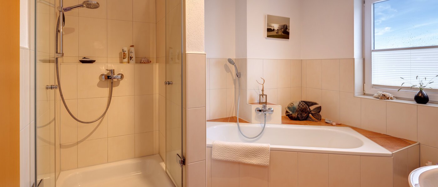 corner townhouse München Heimstetten 01 1. bathroom 14431