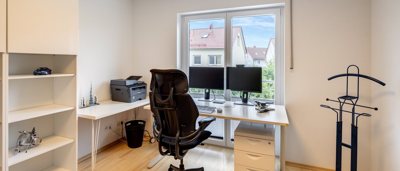 corner townhouse München Heimstetten 02 Workspace/Guestroom 14431