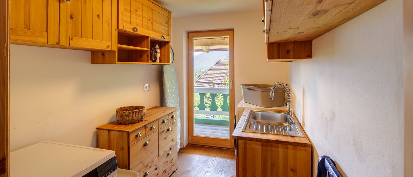 villa Bad Wiessee 02 utility room 14436