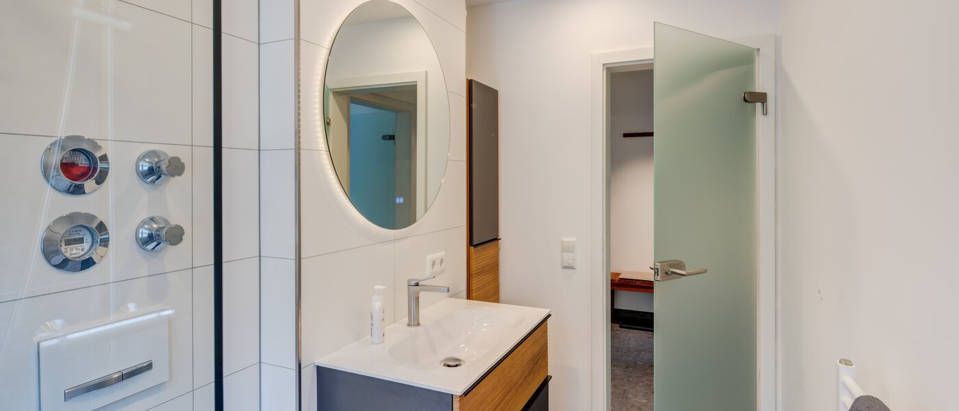 apartment München Thalkirchen 02 bathroom 14439