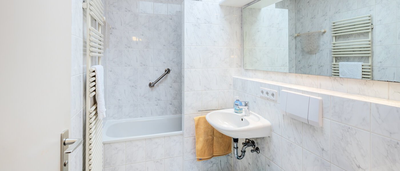 house München Ramersdorf 01 1. bathroom 14455