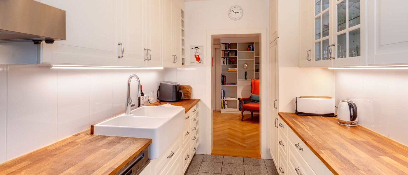 apartment München Menterschwaige 04 kitchen 14458