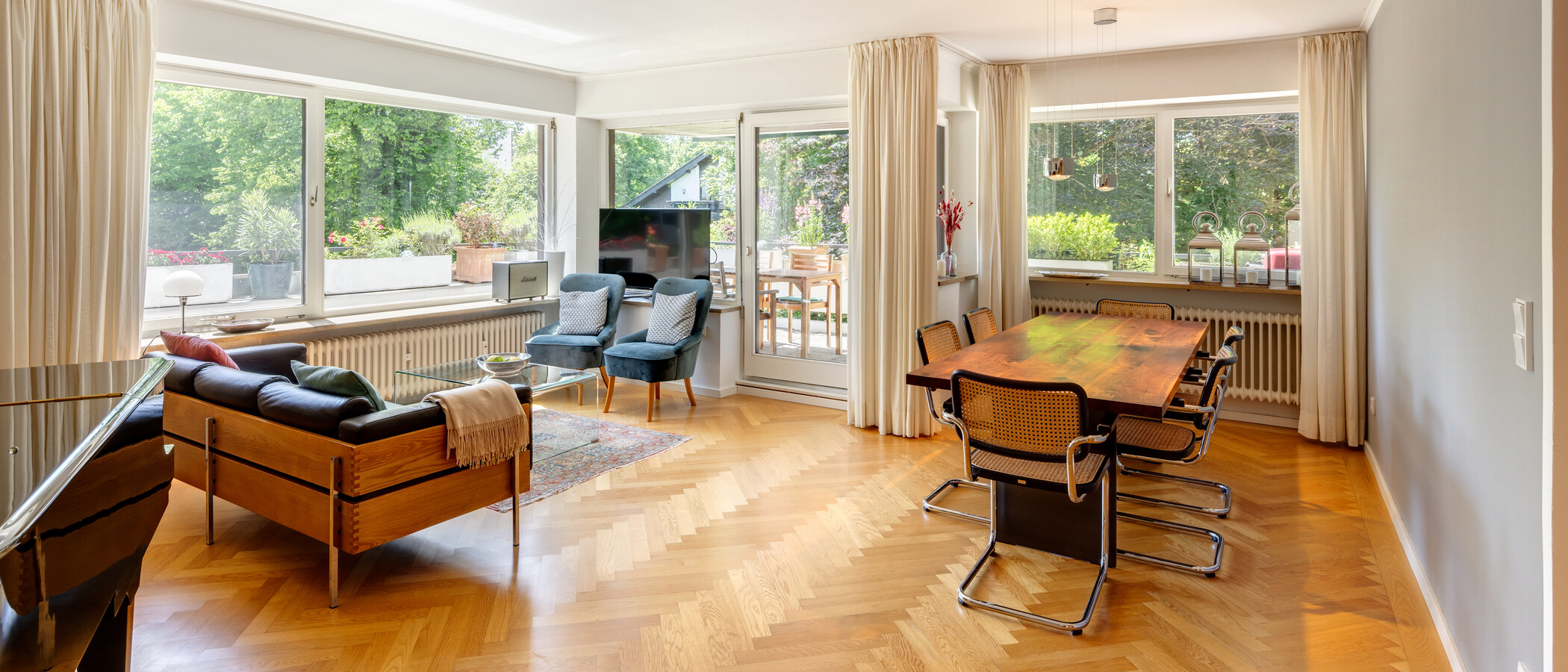 apartment München Menterschwaige 01 living area 14458