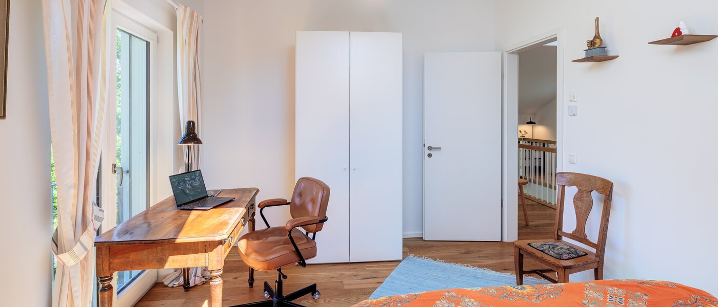 semi-detached house Icking 03 2. bedroom 14465