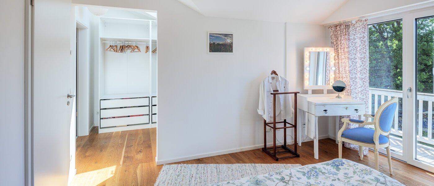 semi-detached house Icking 03 1. bedroom 14465